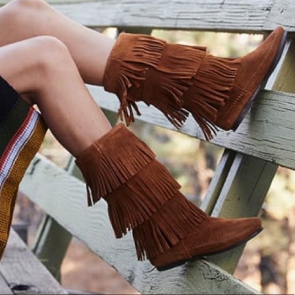 Minnetonka 3 Layer Fringe Brown Suede Boots boho - Picture 1 of 12